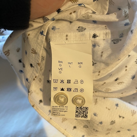 Men’s Hugo Boss button down - Picture 11 of 11